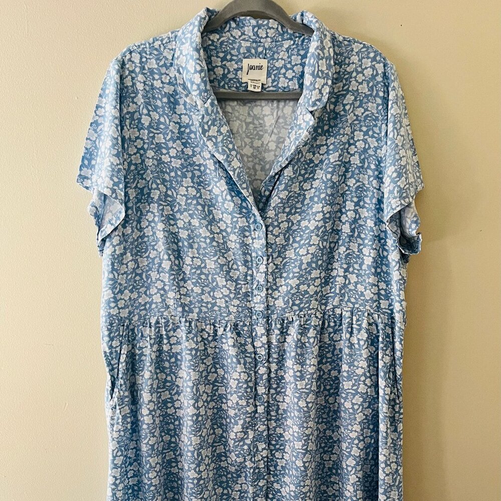 Joanie Vintage Retro 40s  90s Rayon Blue White Floral house dress rayon 18 plus